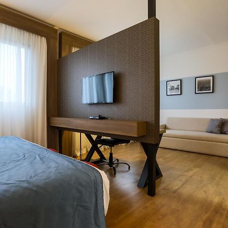 מלון Tryp By Wyndham ריבייראו פרטו מראה חיצוני תמונה