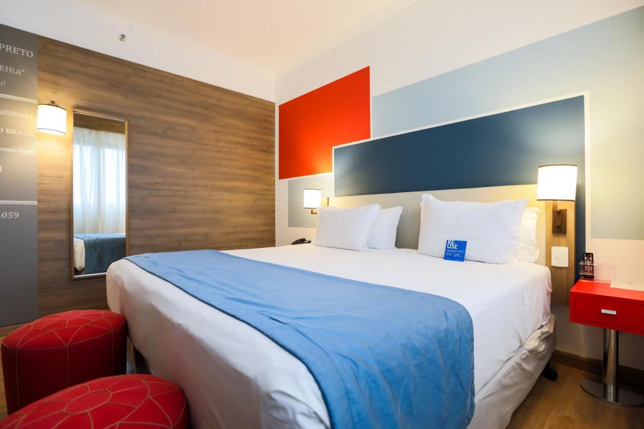 מלון Tryp By Wyndham ריבייראו פרטו מראה חיצוני תמונה A room at the Best Western Plus San Francisco Airport