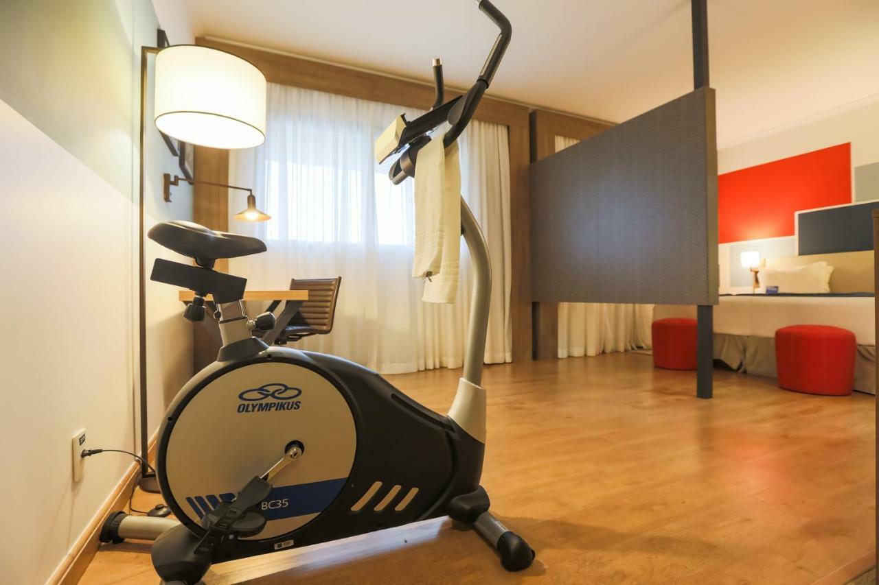 מלון Tryp By Wyndham ריבייראו פרטו מראה חיצוני תמונה